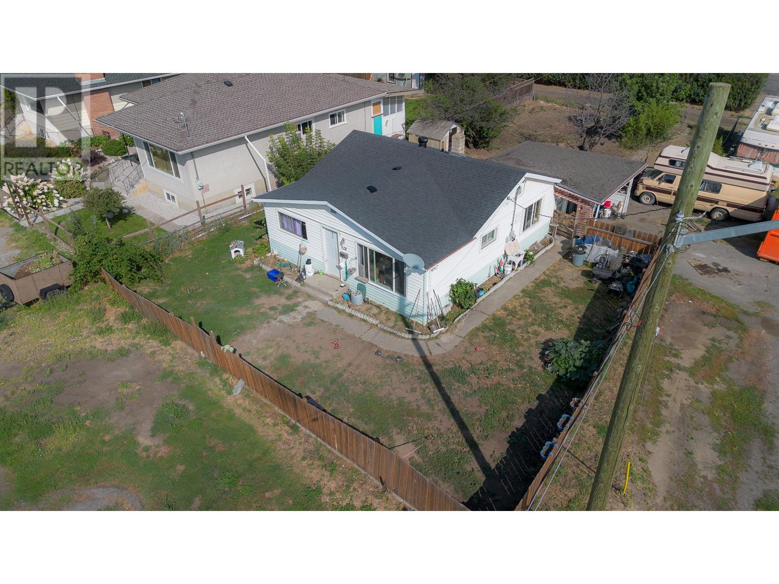928 SHERBROOKE Avenue, Kamloops, British Columbia