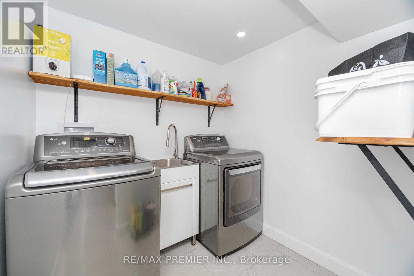 157 Main Street W, Grey Highlands, Ontario  N0C 1H0 - Photo 21 - X12119474