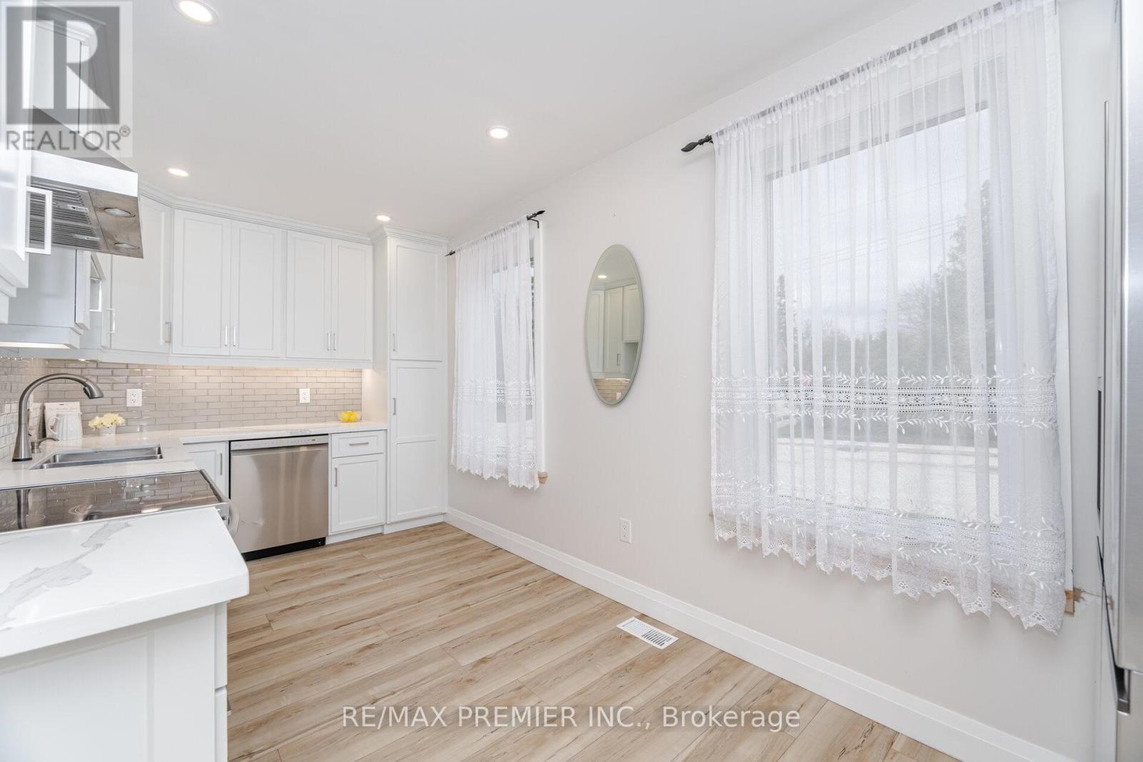 157 Main Street W, Grey Highlands, Ontario  N0C 1H0 - Photo 31 - X12119474