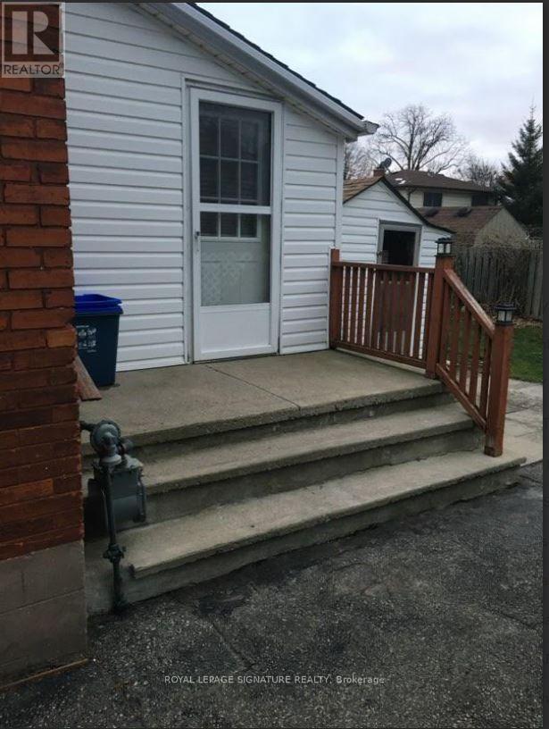 208 Drummond Street, Brantford, Ontario  N3S 6B2 - Photo 35 - X12119597