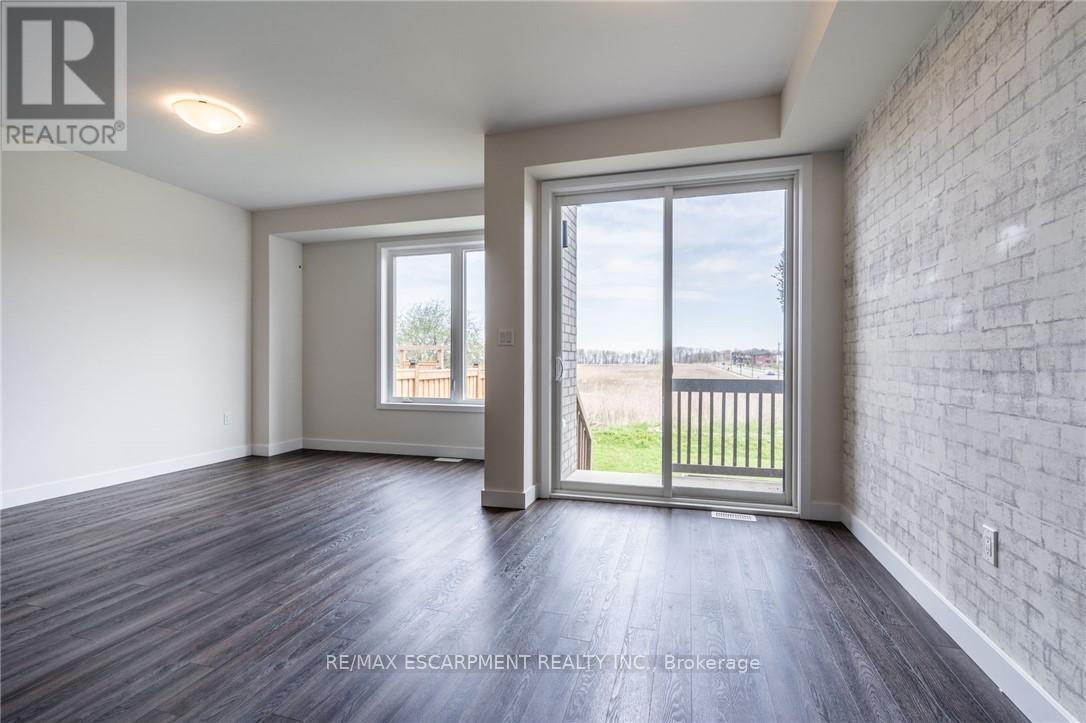 6 Bedrock Drive, Hamilton (Stoney Creek), Ontario  L8J 0K6 - Photo 11 - X12119606