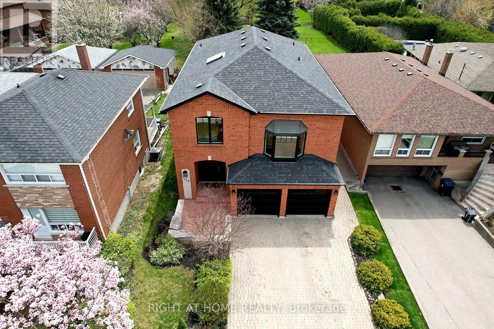 Property at 129 MAPLE LEAF DRIVE image 4
