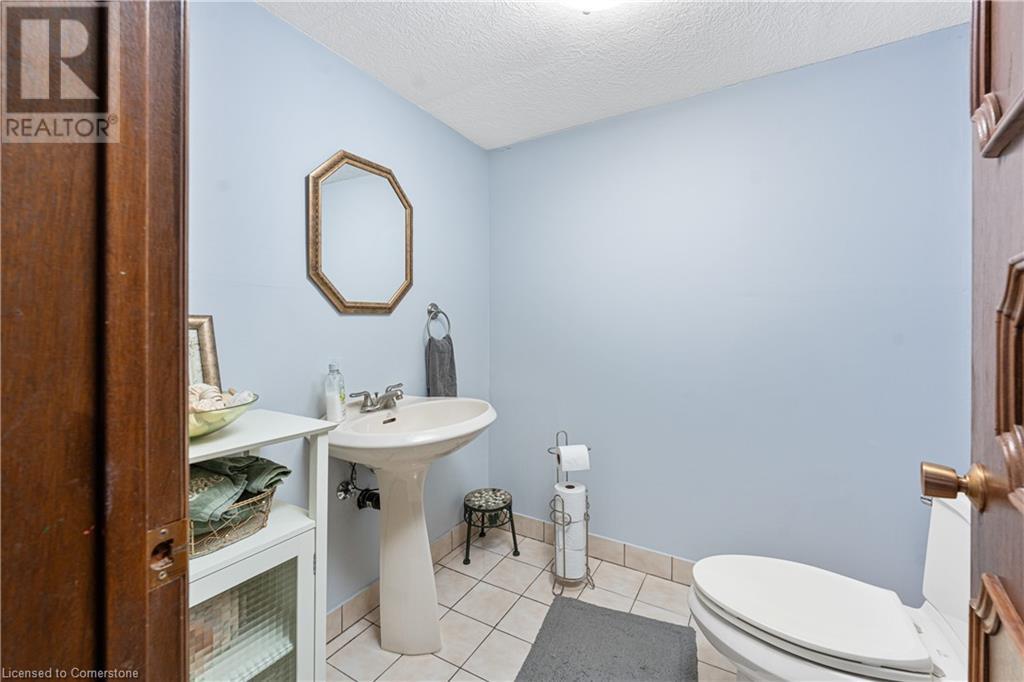 8 Coupland Court, Welland, Ontario  L3C 6M7 - Photo 26 - 40719306