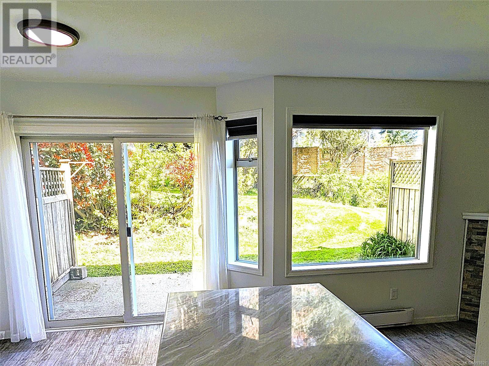 51 2355 Valley View Dr, Courtenay, British Columbia  V9N 9A5 - Photo 9 - 993821