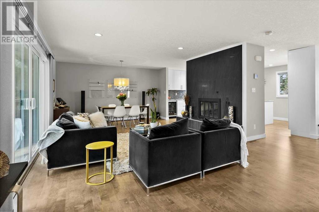 Property at 6724 Larch Court SW image 4