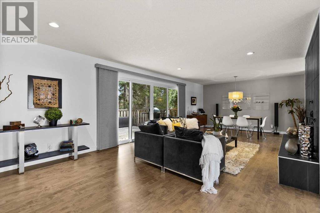 Property at 6724 Larch Court SW image 5