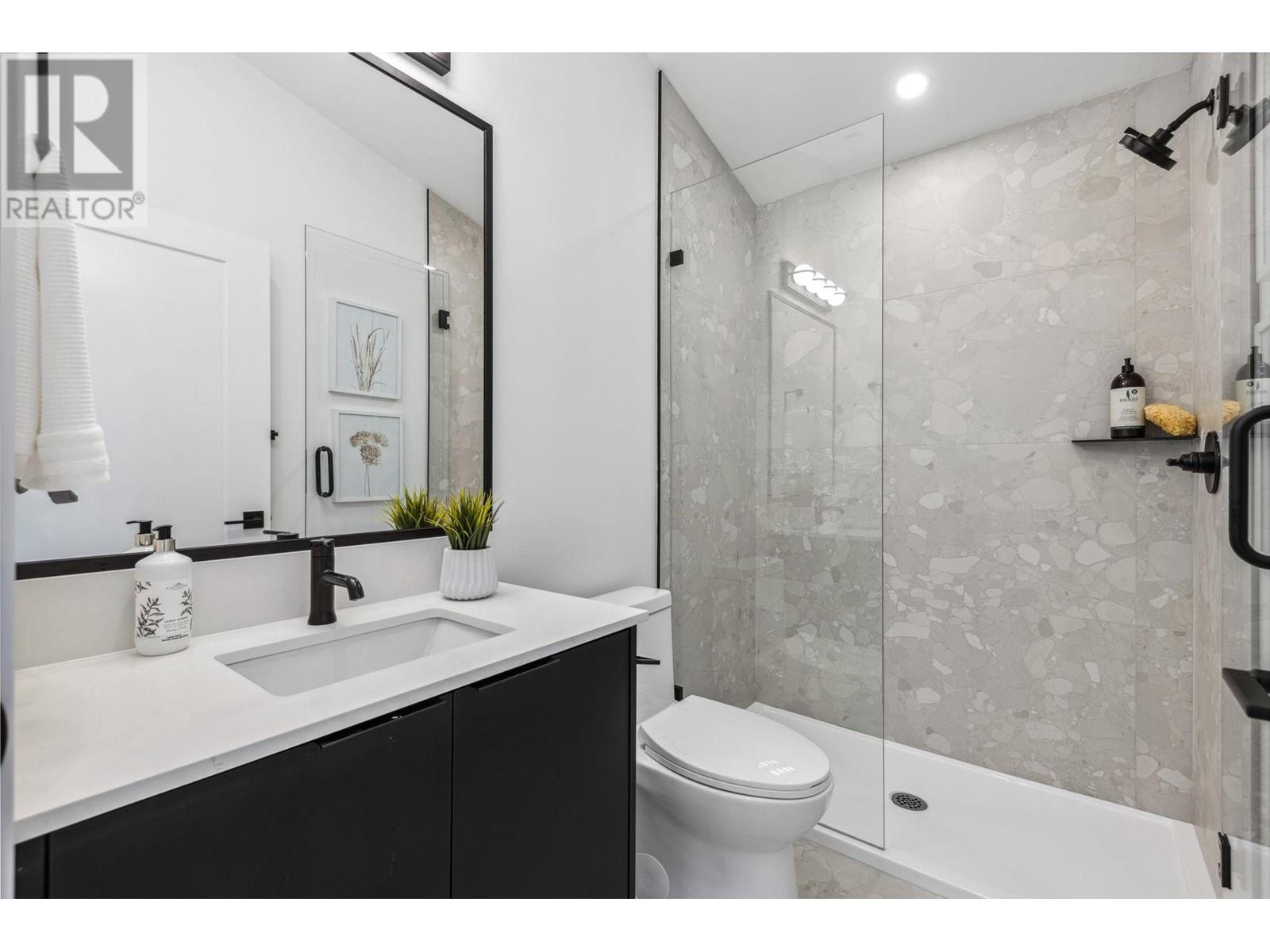 3381 Victoria Drive, Vancouver, British Columbia  V5N 4M3 - Photo 23 - R2996967