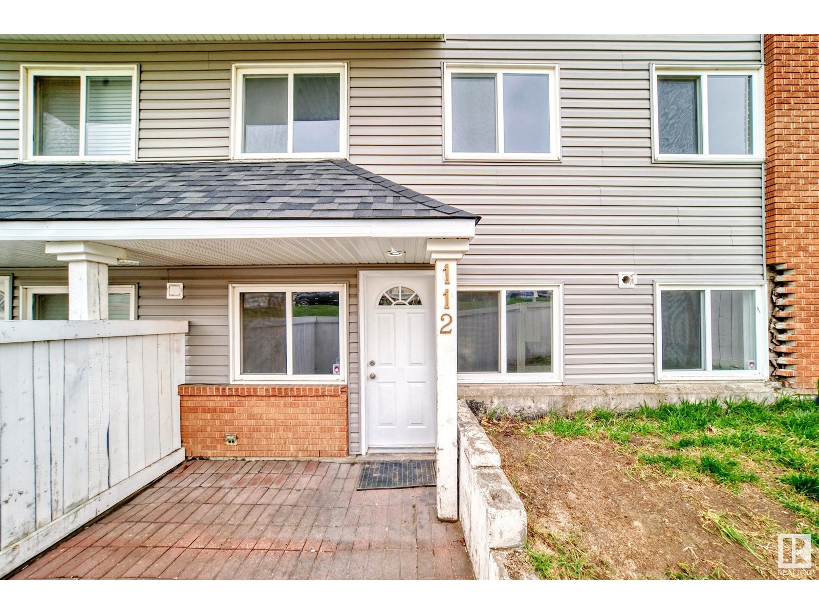 Property at #112 14530 52 ST NW image 3
