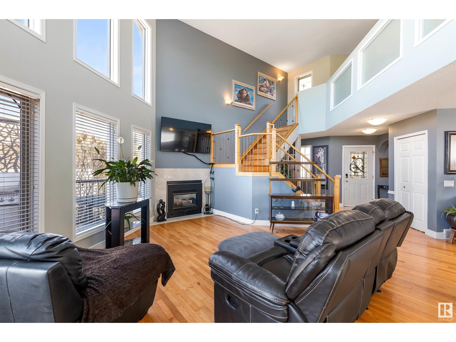 Property at 9 AUGUSTA FAIRWAY CR image 3