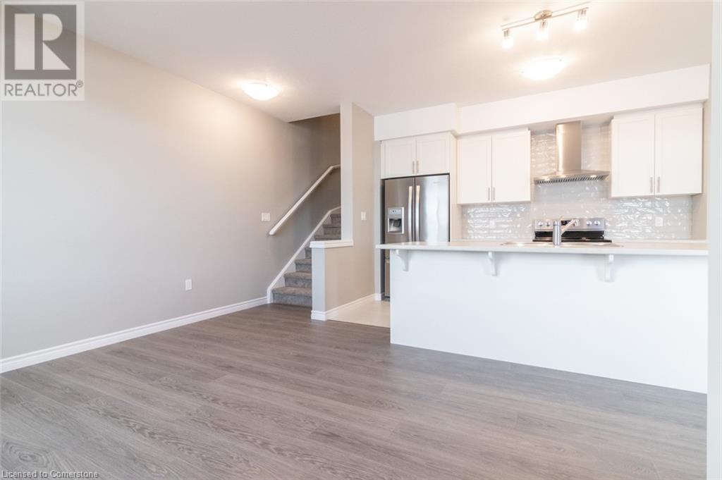 176 Oat Lane, Kitchener, Ontario  N2R 0S8 - Photo 3 - 40724058