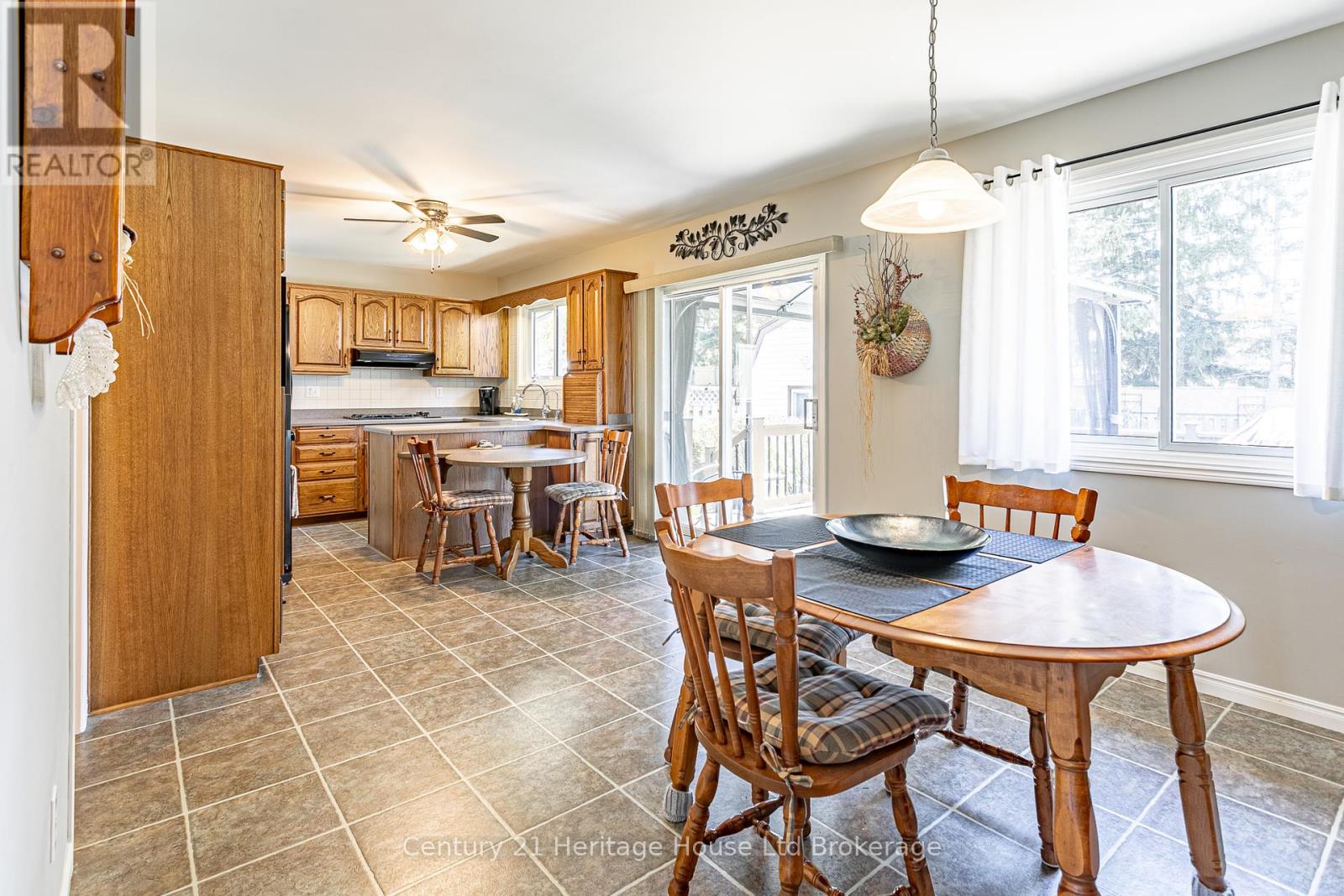 68 Keats Drive, Woodstock, Ontario N4S 8B8 - Photo 8 - X12118153