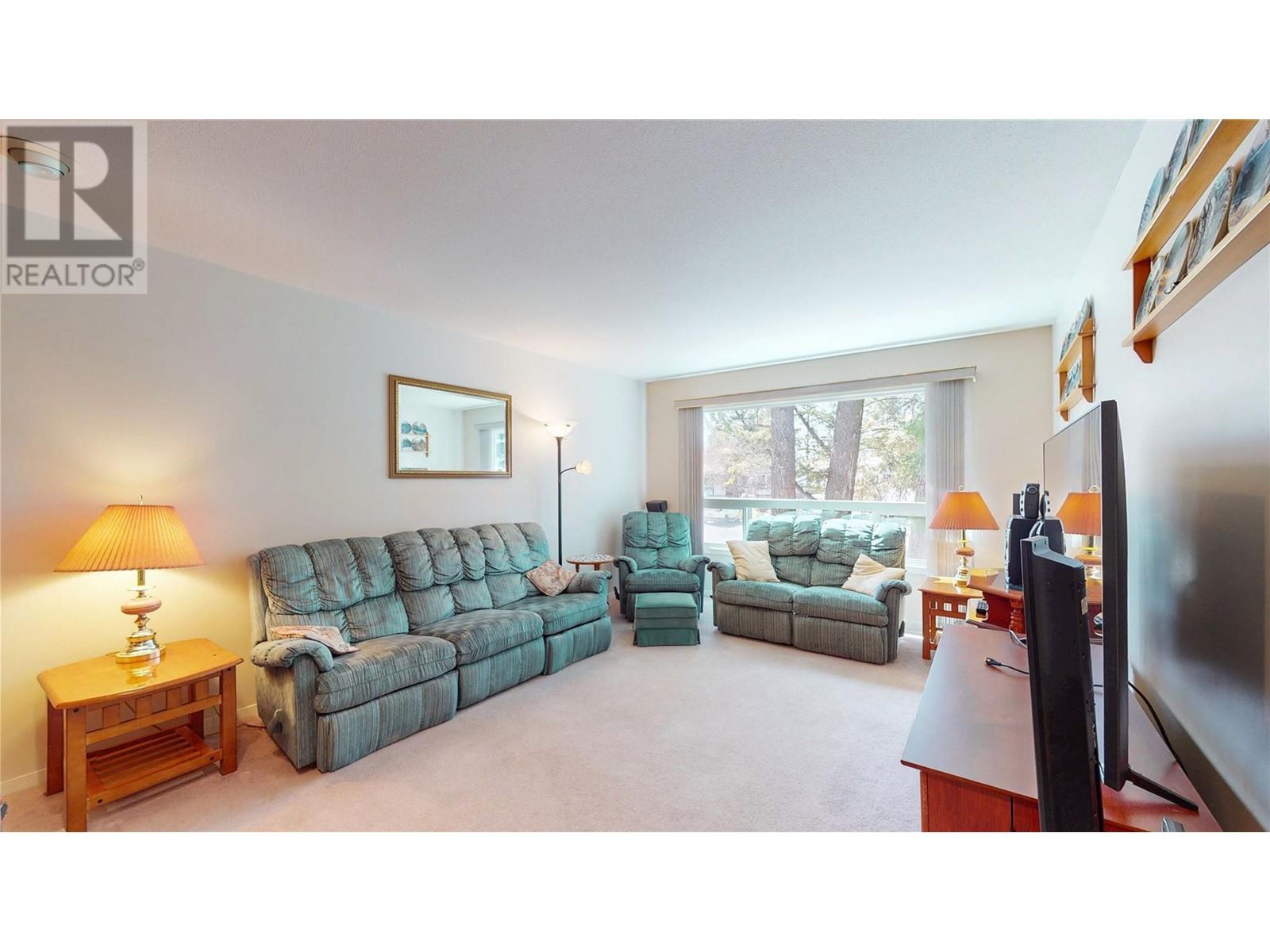 720 21st Avenue S, Cranbrook, British Columbia  V1C 4K8 - Photo 4 - 10345996