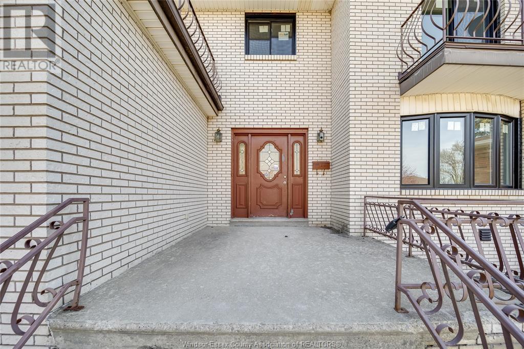 Property at 3130 CLEMENCEAU BOULEVARD image 4