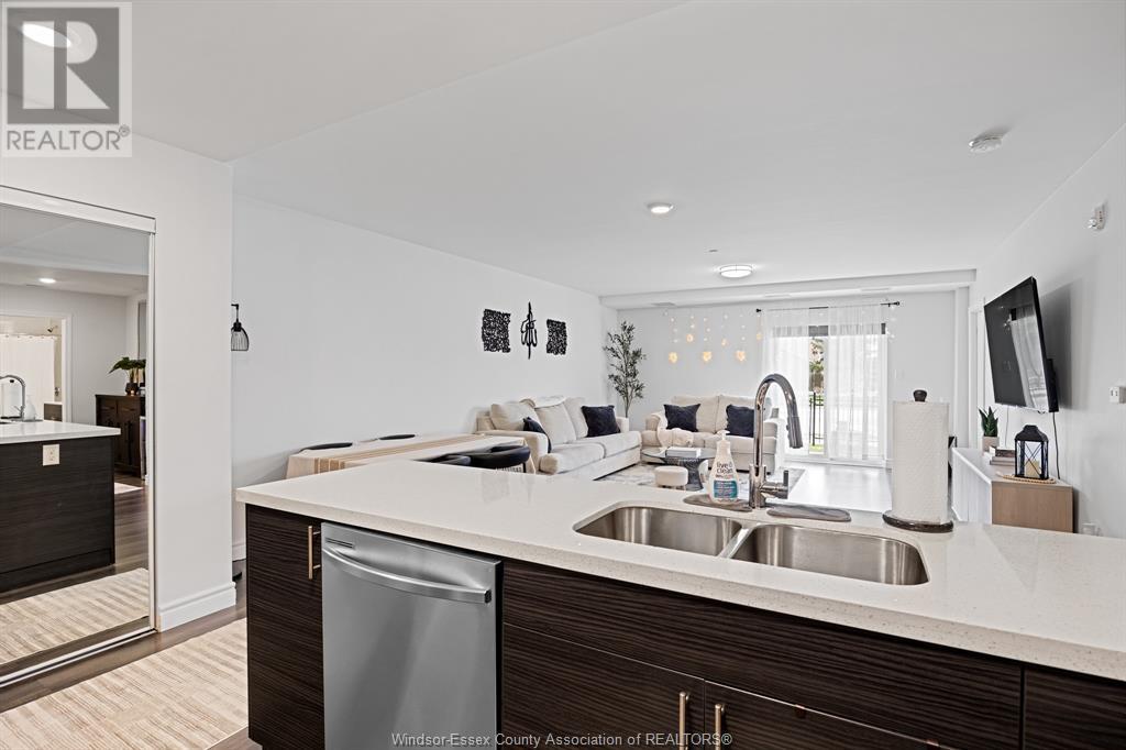 Property at 1611 BANWELL Unit# 123 image 5