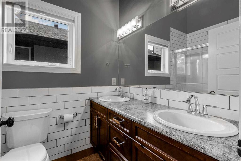 29 Douglasbank Way Se, Calgary, Alberta  T2Z 1W7 - Photo 35 - A2216111