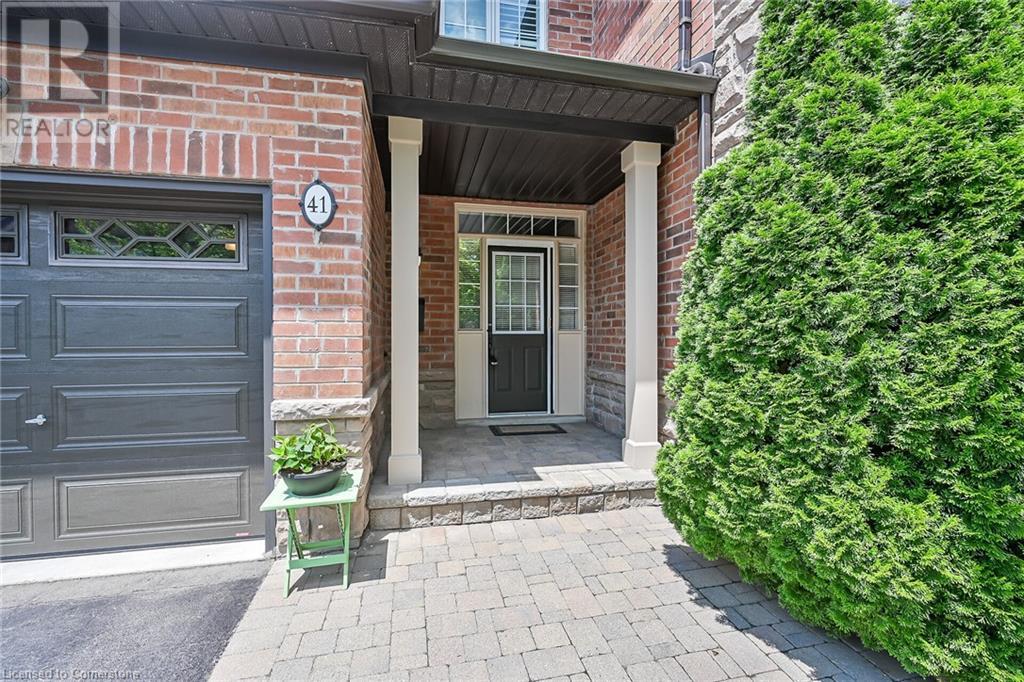 Property at 300 RAVINEVIEW Way Unit# 41 image 3