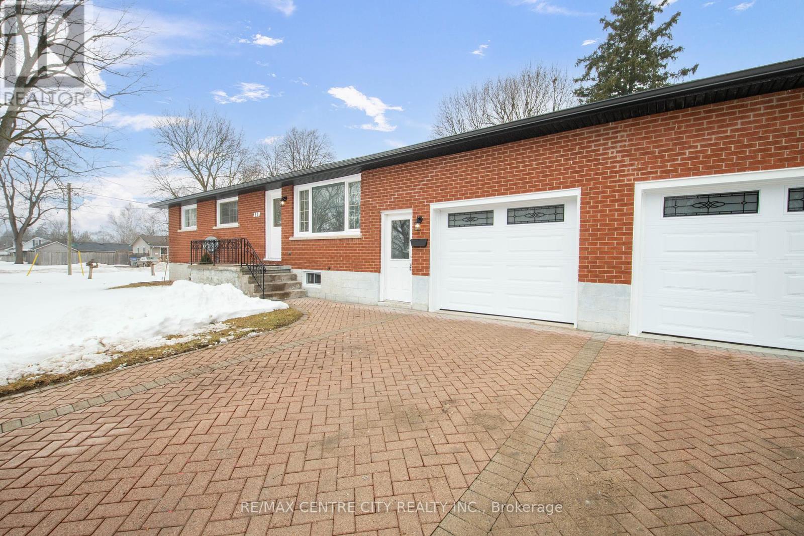 Property at 91 MILLINER STREET image 3