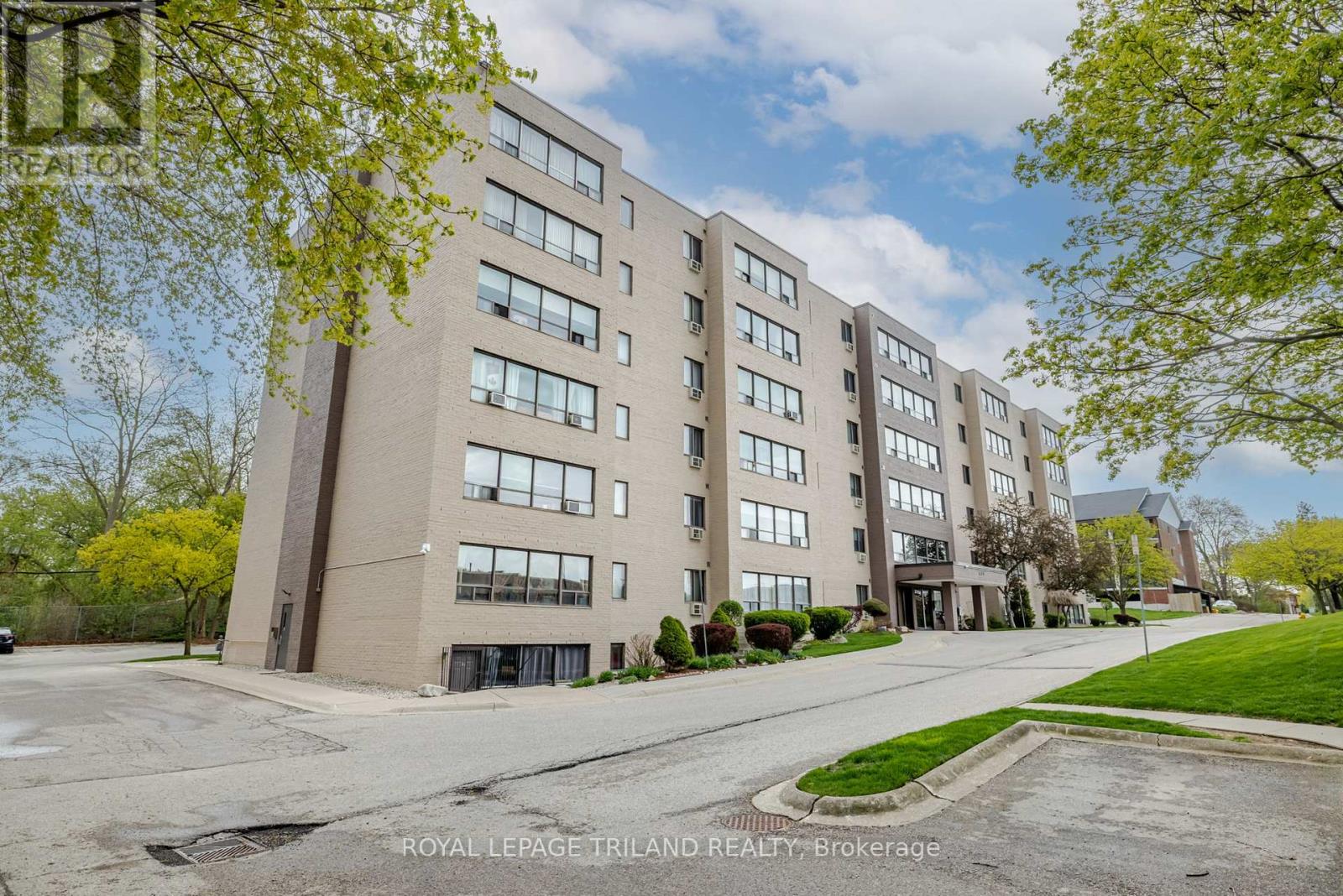 Property at 504 - 650 CHEAPSIDE STREET image 1