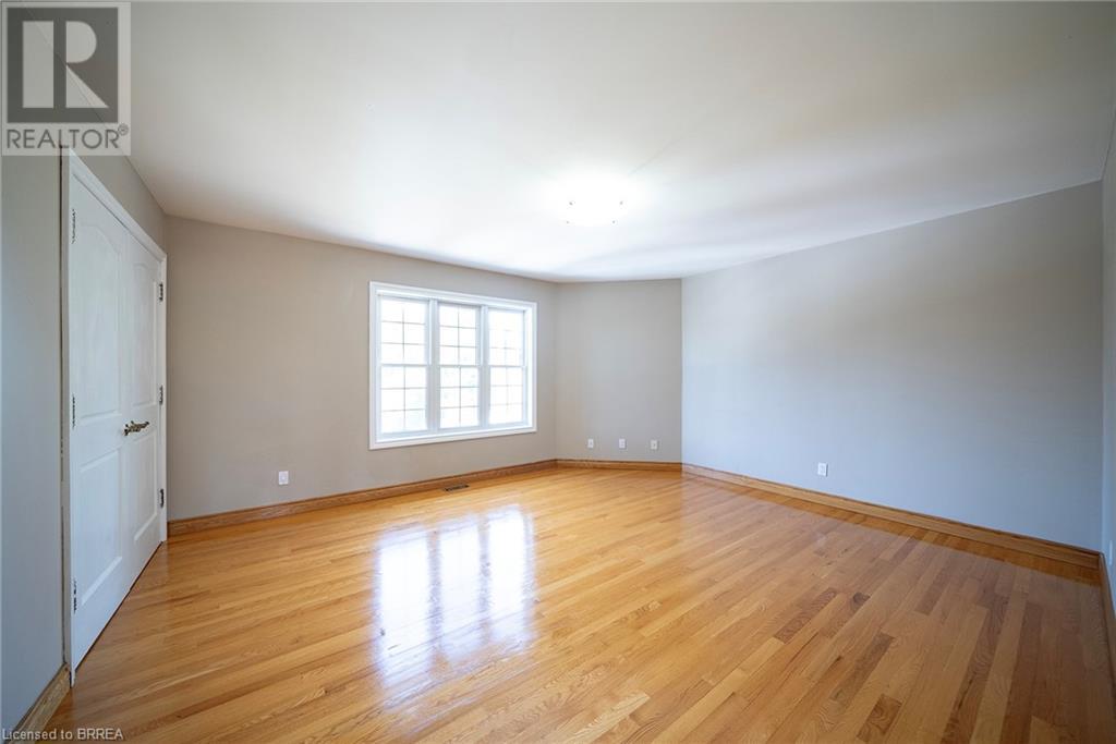 15 Royal York Court, St. George, Ontario  N0E 1N0 - Photo 24 - 40723823