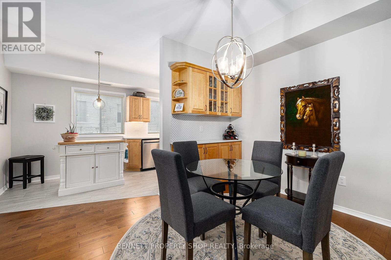 114 Robson Court, Ottawa, Ontario  K2K 2W1 - Photo 8 - X12119772