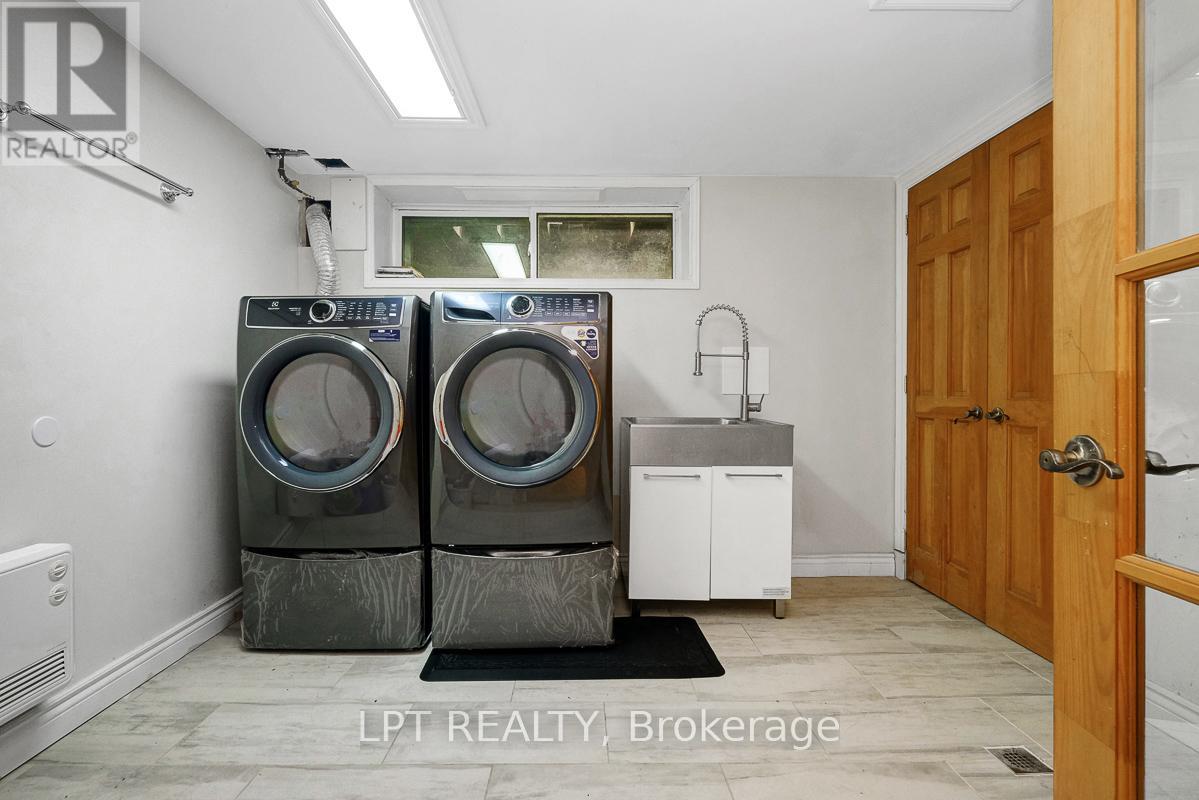 153 Roger Road, Ottawa, Ontario  K1H 5C7 - Photo 37 - X12119893
