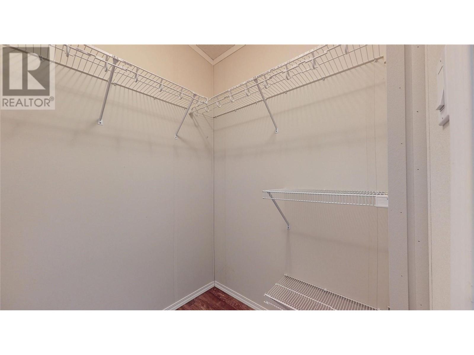 100 Industrial  1 Road Unit# 31, Sparwood, British Columbia  V0B 2G1 - Photo 24 - 10345300