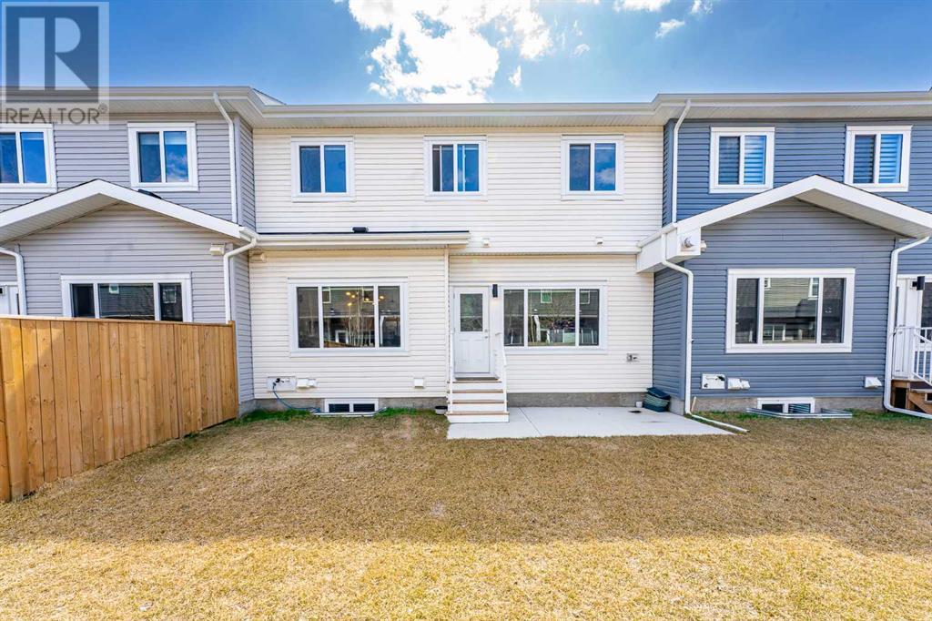 26 Cooperswood Court Sw, Airdrie, Alberta  T4B 5E9 - Photo 2 - A2215603
