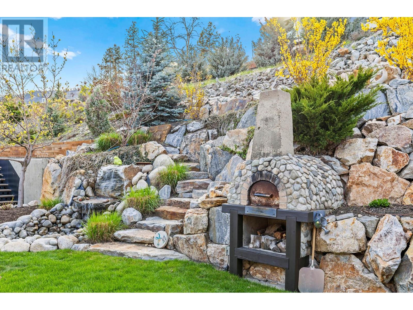 6490 Sherburn Road, Peachland, British Columbia  V0H 1X7 - Photo 48 - 10345674