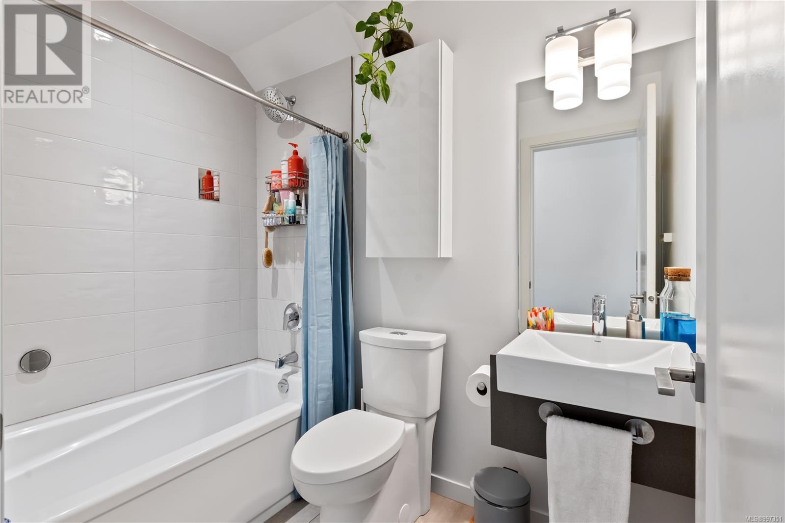 5 1782 St. Jacques Blvd, Ucluelet, British Columbia  V0R 3A0 - Photo 15 - 997351