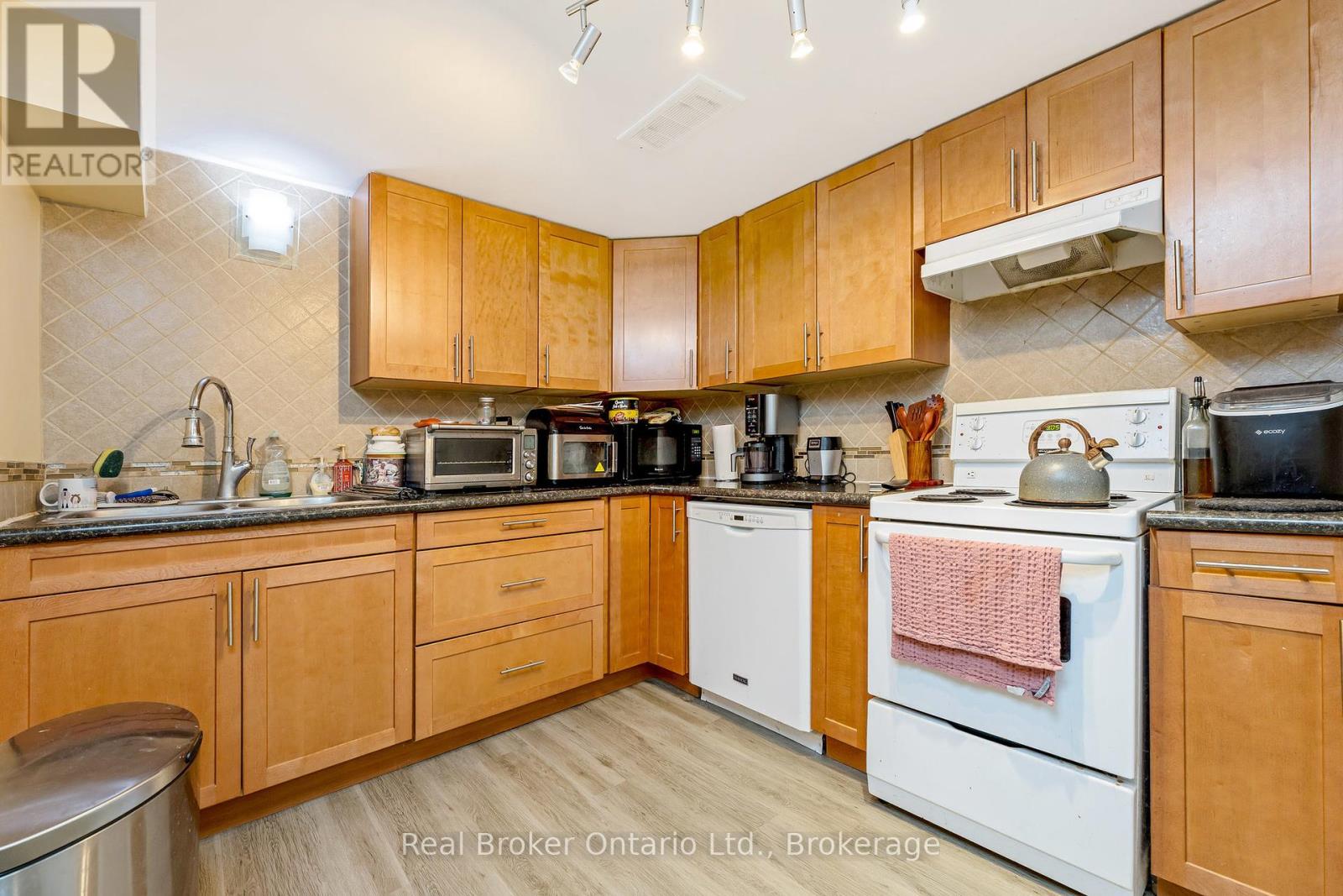 46 Caledonia Street, Guelph, Ontario  N1G 2C9 - Photo 23 - X12119890