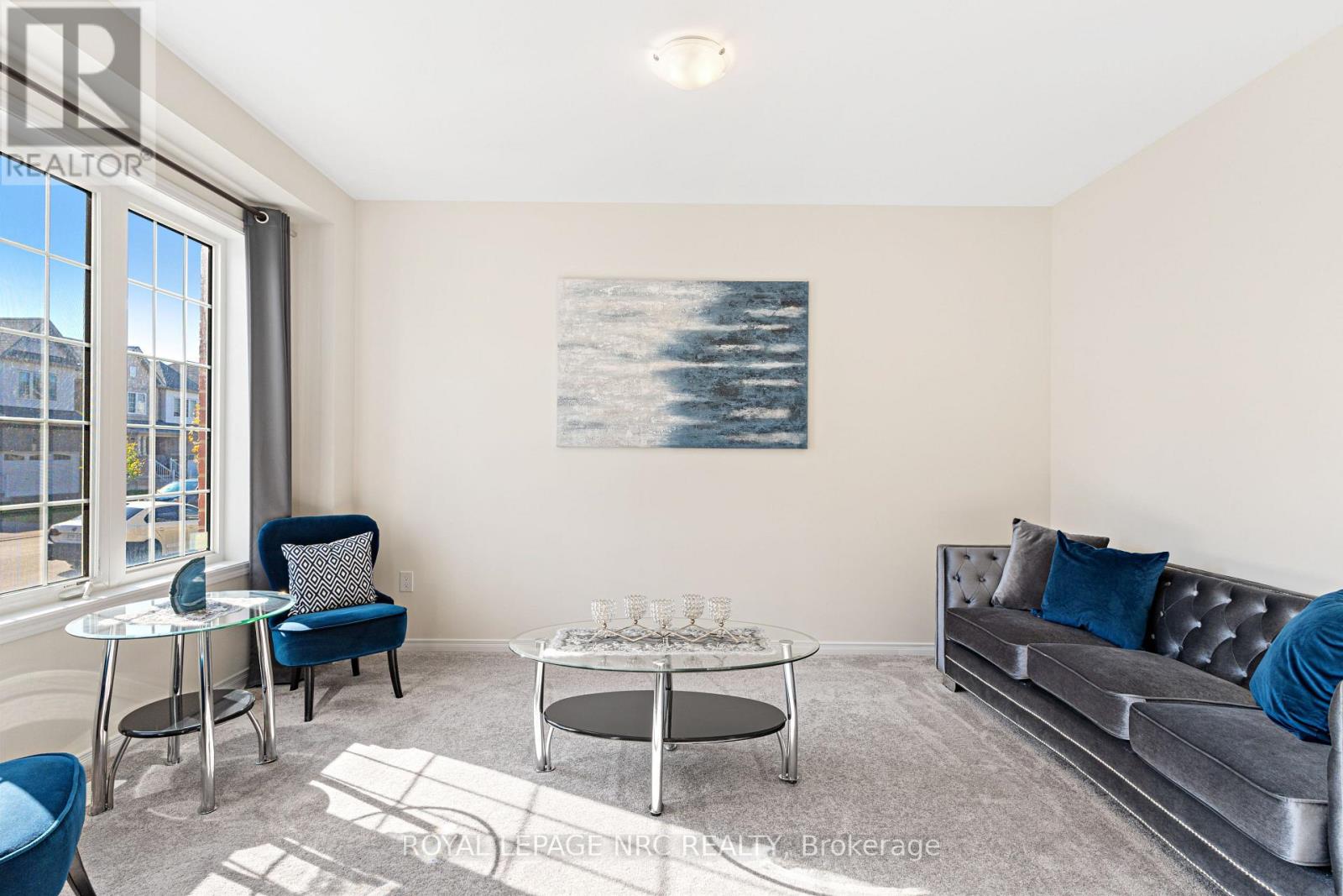 Property at 16 DOREEN DRIVE image 2