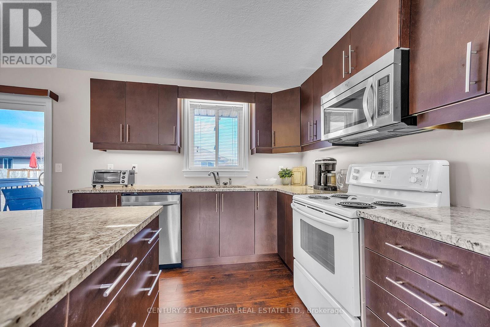 161 Lester Road, Quinte West, Ontario  K8V 0C2 - Photo 7 - X12119774