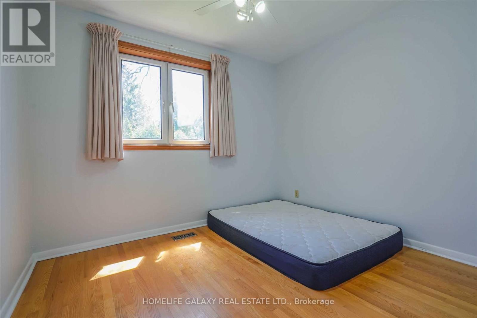 80 Rossander Court, Toronto (Bendale), Ontario  M1J 2B8 - Photo 14 - E12119637
