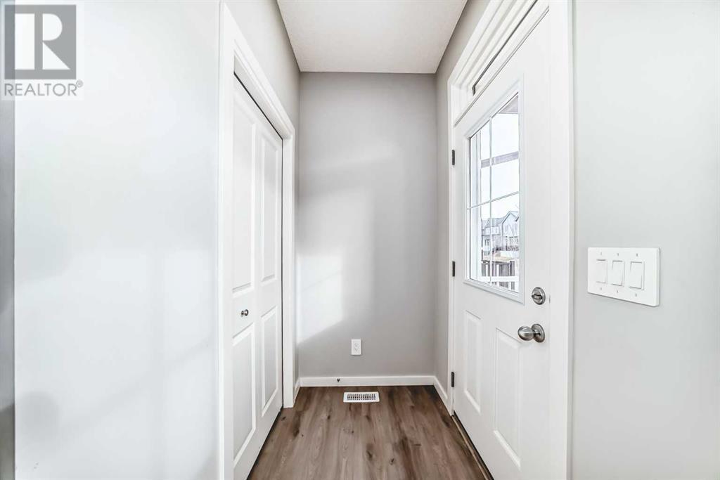 Property at 43 Lavender Manor SE image 5