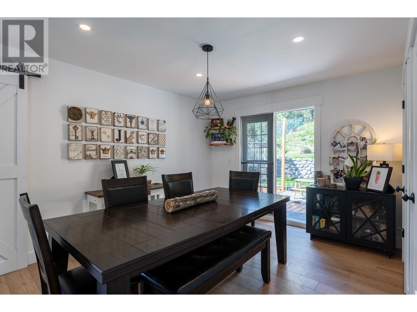Property at 400 Clifton Road image 5