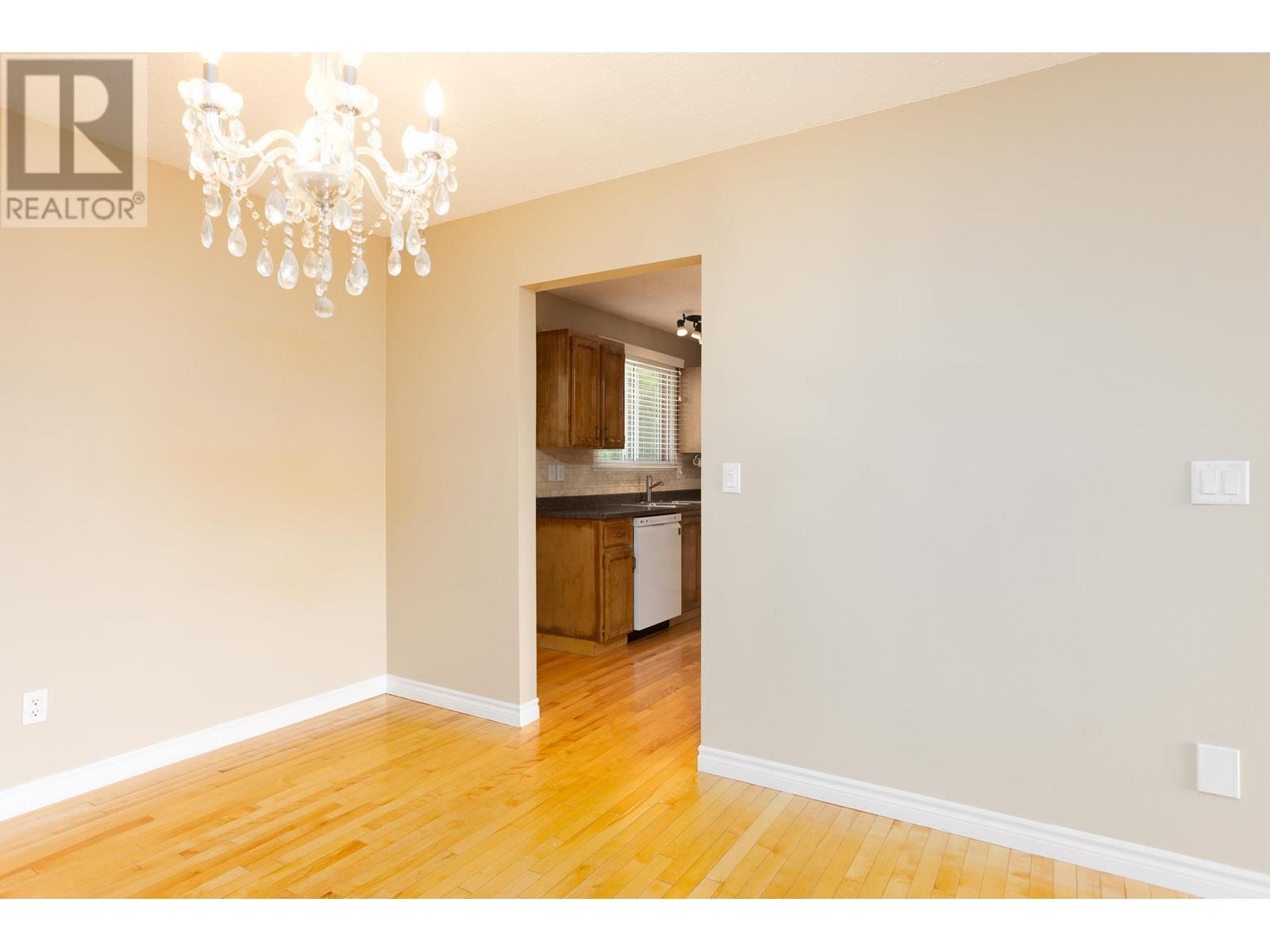 1714 Sonora Drive, Kelowna, British Columbia  V1Y 8K7 - Photo 9 - 10345975