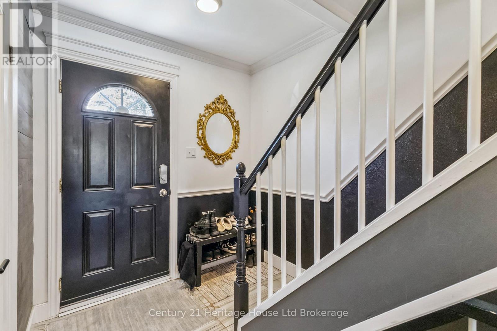 Property at 123 - 166 SOUTHDALE ROAD W image 5