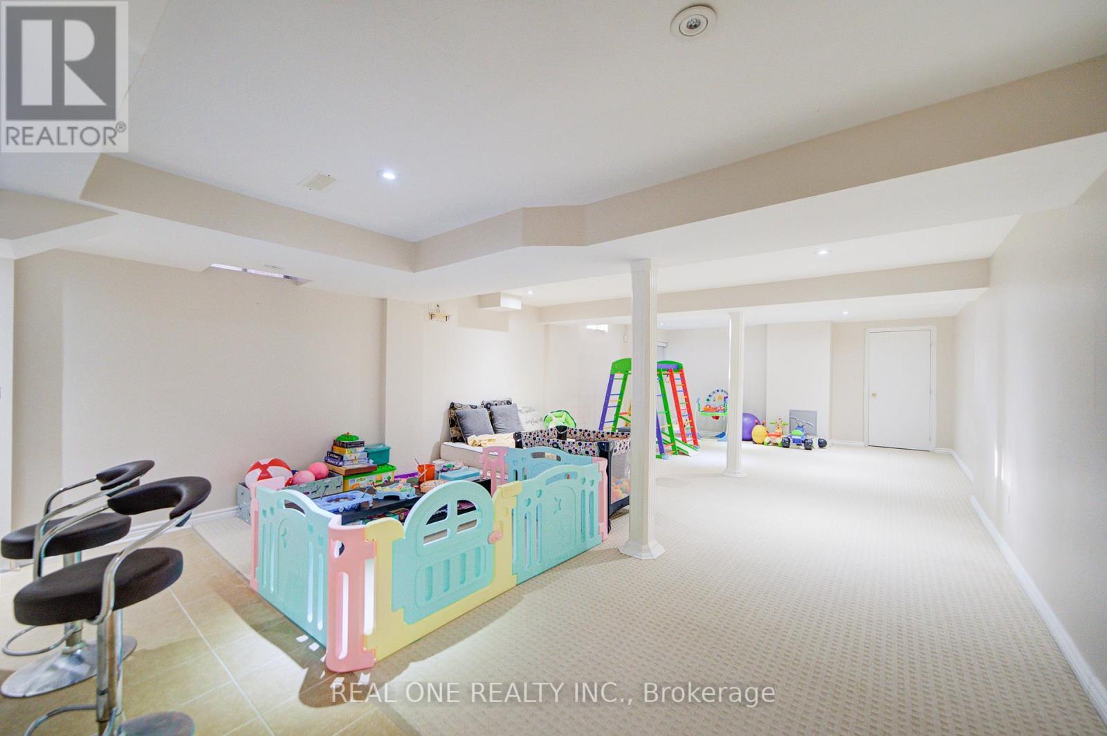 18 Sunburst Crescent, Markham, Ontario  L6E 1R5 - Photo 34 - N12119633