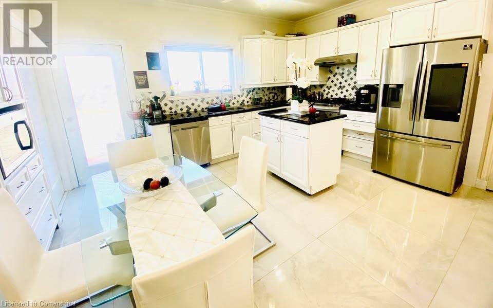 302 Grays Road Unit# 201, Stoney Creek, Ontario  L8E 1V5 - Photo 3 - 40723818