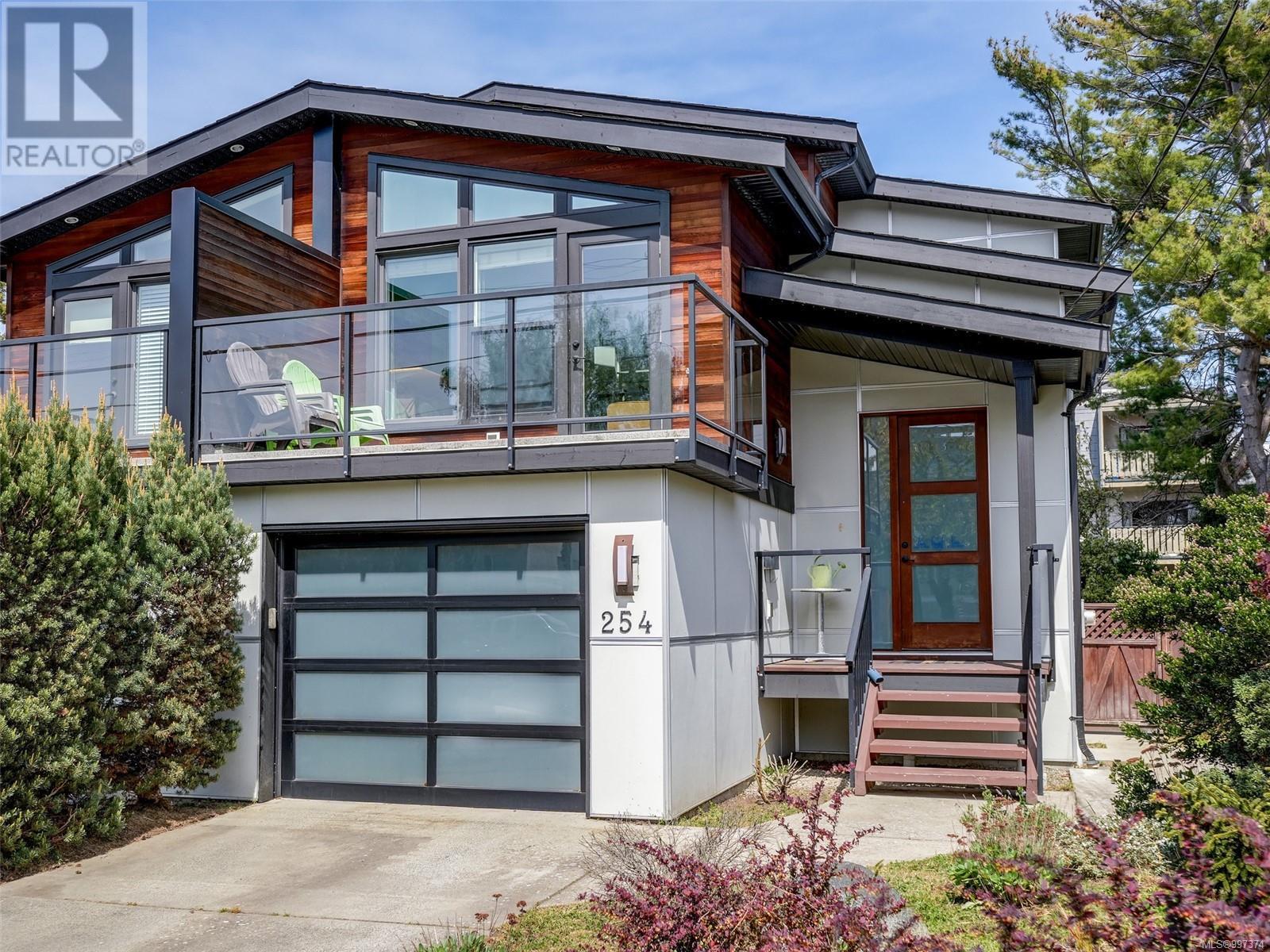 Property at 254 Ontario St image 1
