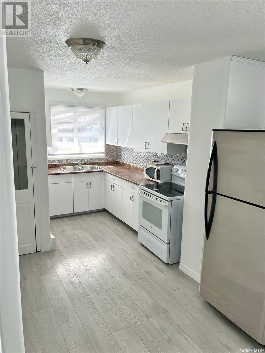 Property at 2065 Broder STREET image 5