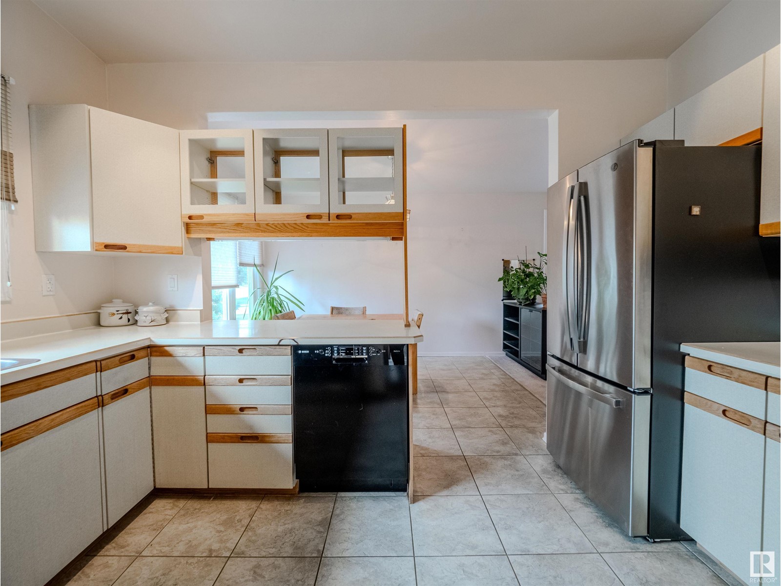Property at 15414 81 AV NW image 5