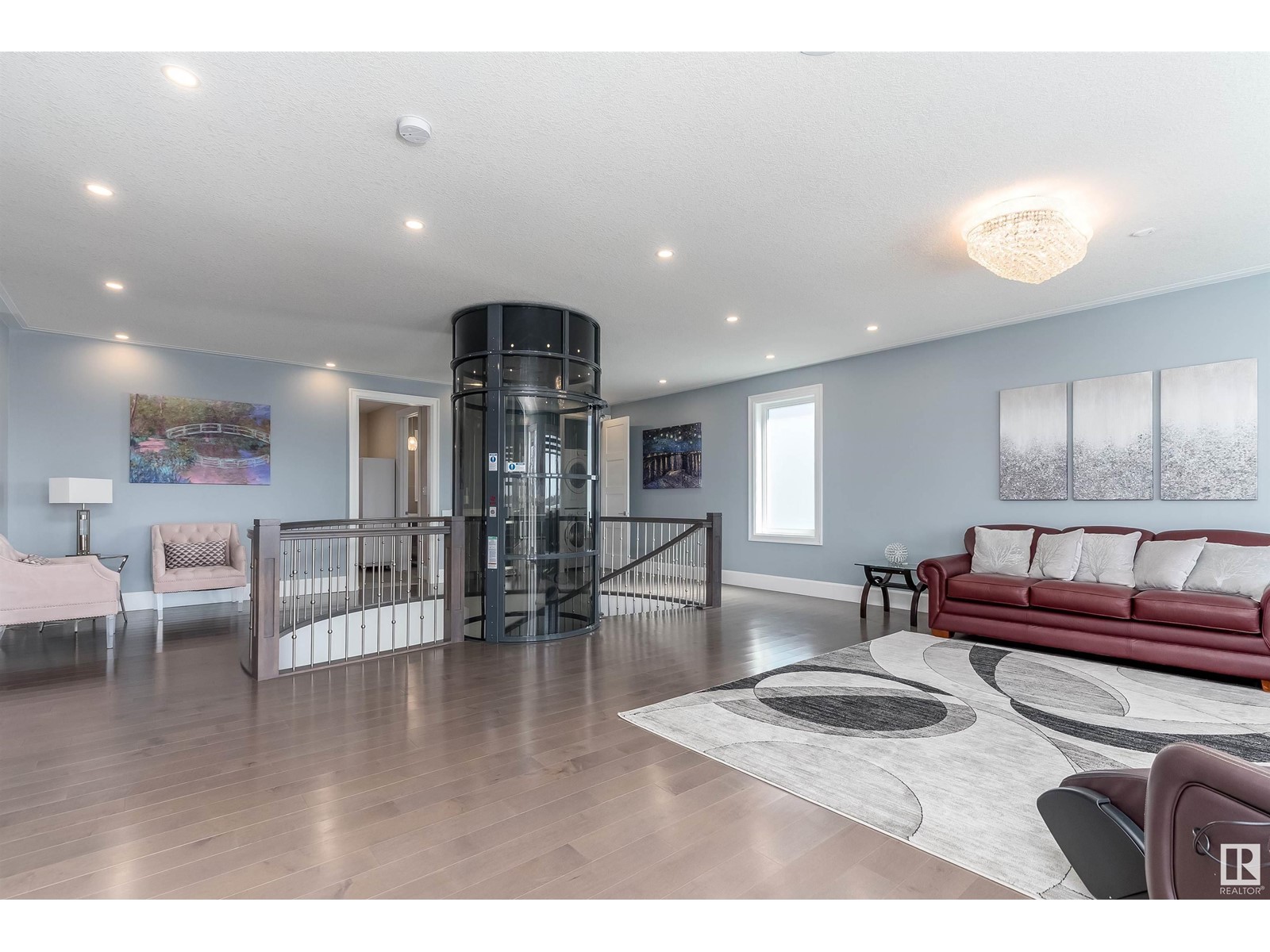 Property at 7706 JASPER AV NW image 4