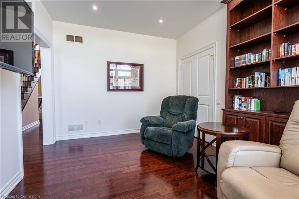 165 Glendale Avenue Unit# 4, St. Catharines, Ontario  L2T 2K2 - Photo 8 - 40722842