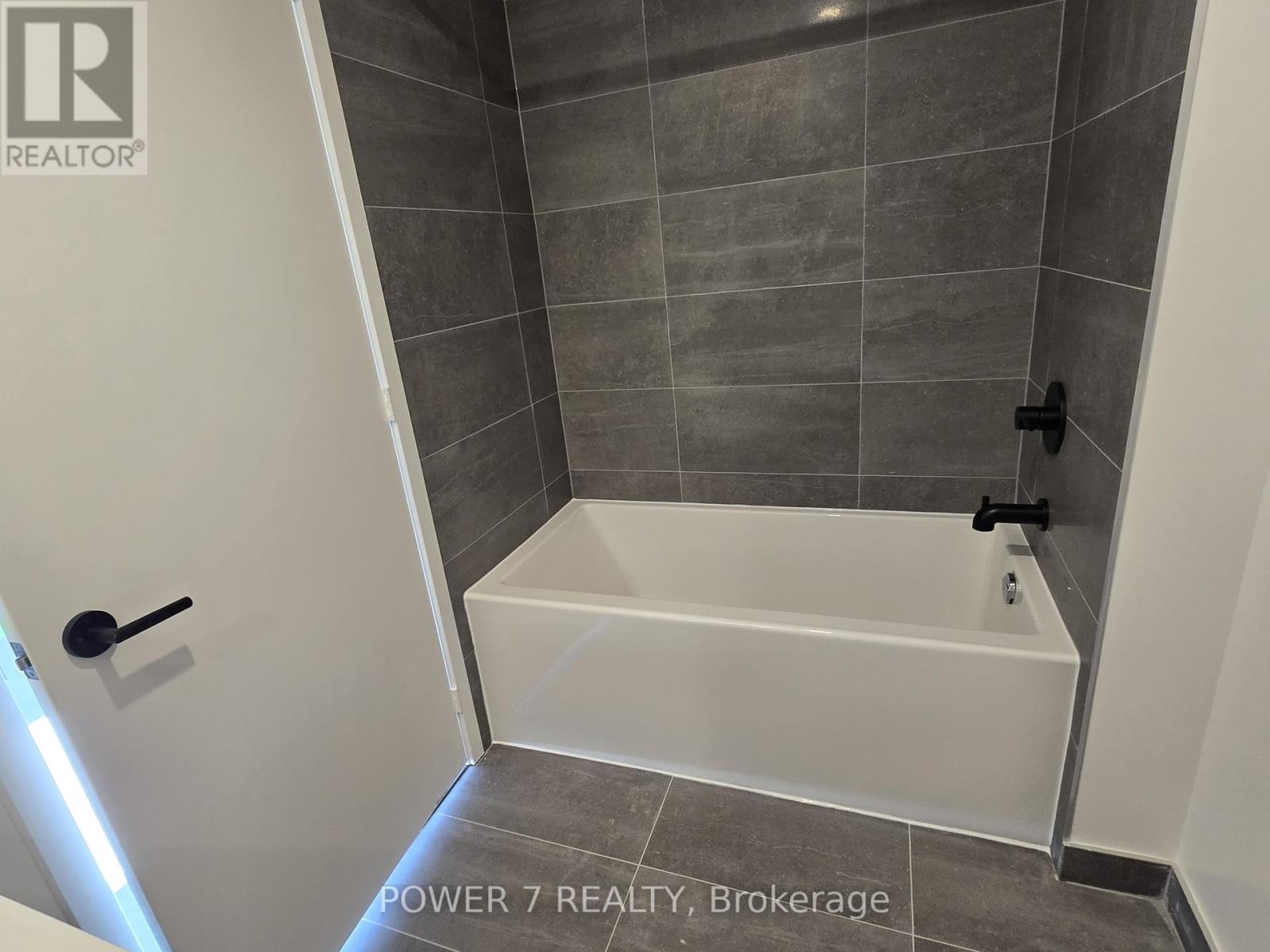 3506 - 108 Peter Street, Toronto, Ontario  M5V 0W2 - Photo 12 - C12119807
