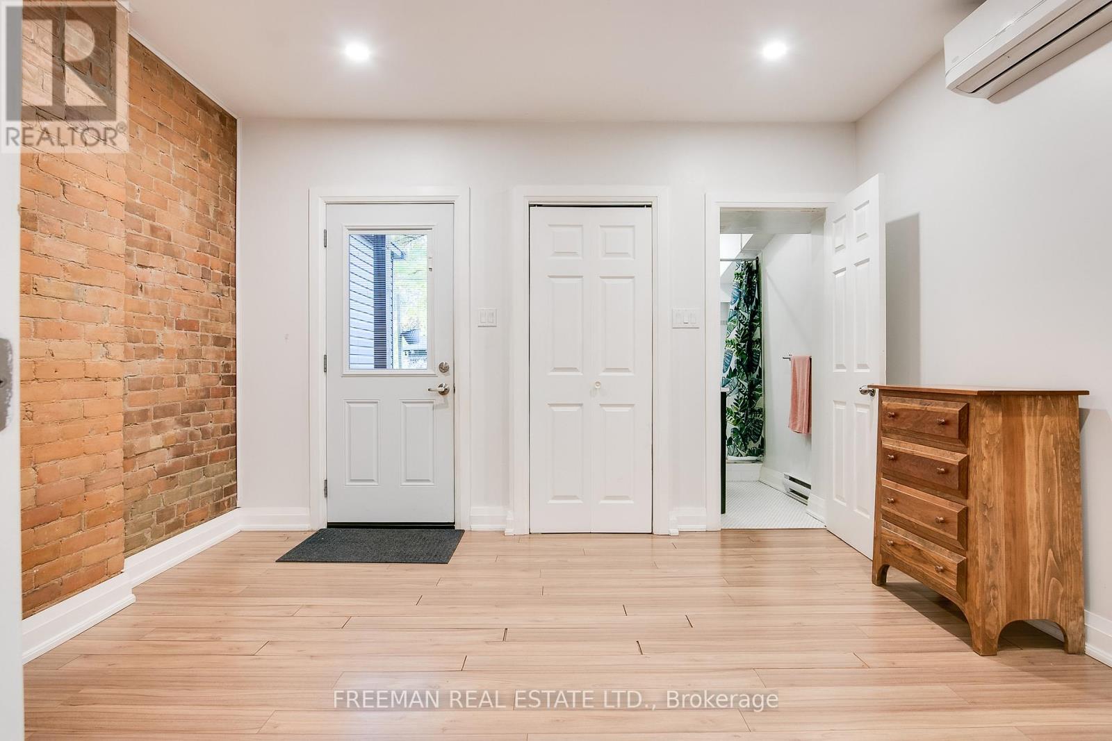 Main - 342 Howland Avenue, Toronto, Ontario  M5R 3B9 - Photo 10 - C12119862