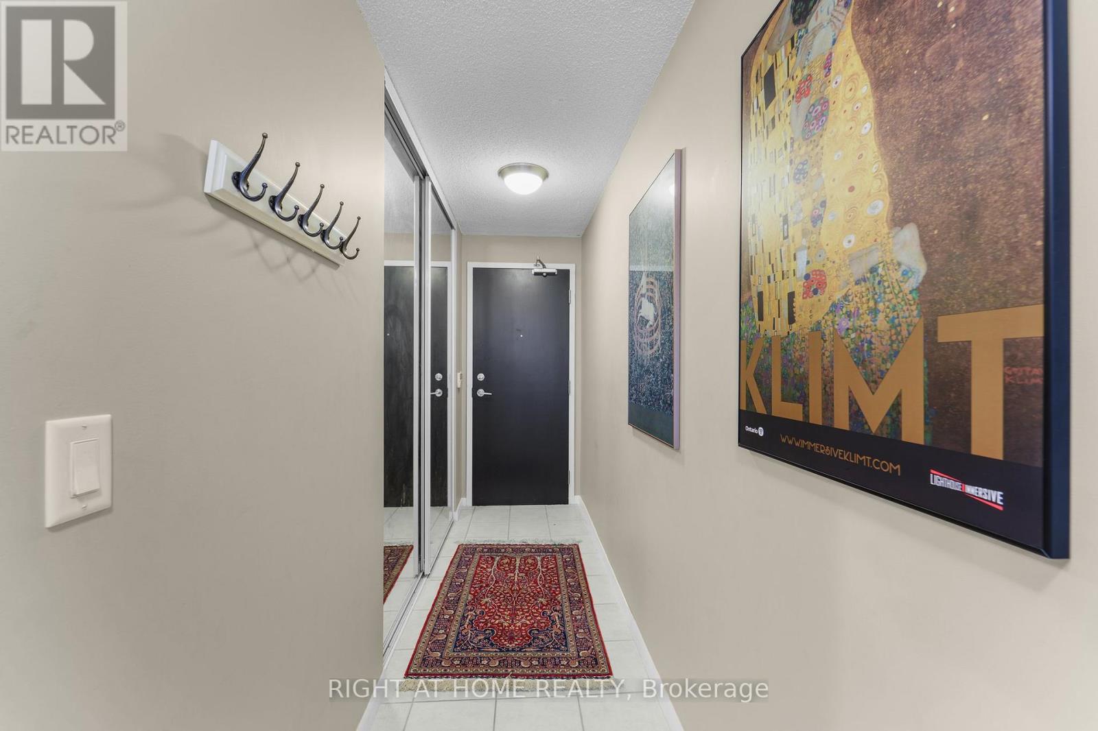 2315 - 18 Yonge Street, Toronto, Ontario  M5E 1Z8 - Photo 3 - C12119865
