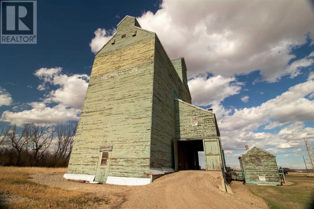 318 Railway Avenue, Herronton, Alberta  T0L 0L0 - Photo 4 - A2214369