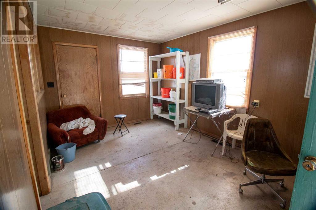 318 Railway Avenue, Herronton, Alberta  T0L 0L0 - Photo 18 - A2214369