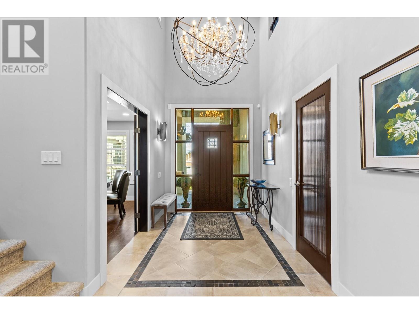2516 Selkirk Drive, Kelowna, British Columbia  V1V 2V6 - Photo 4 - 10345824